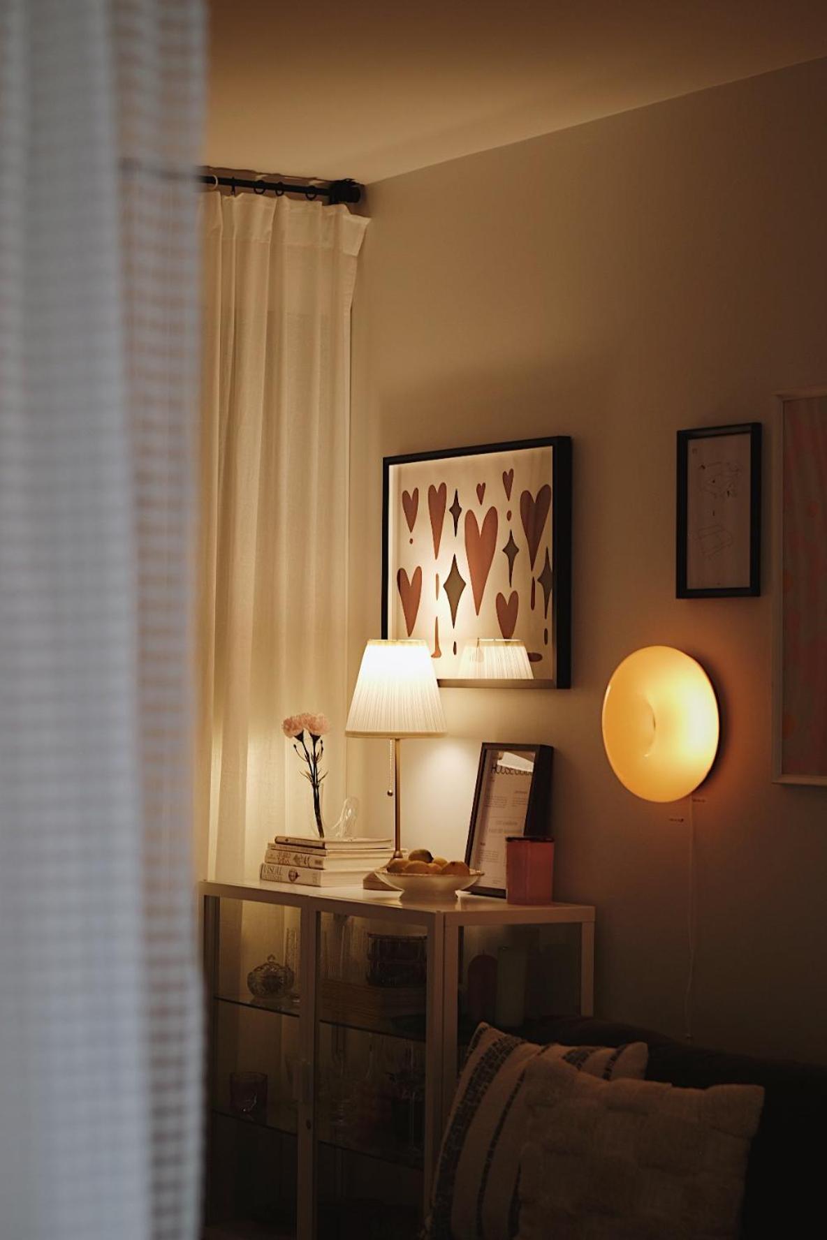 Collins Paris End Suite- 2 Bedrooms With Balcony, Melbourne